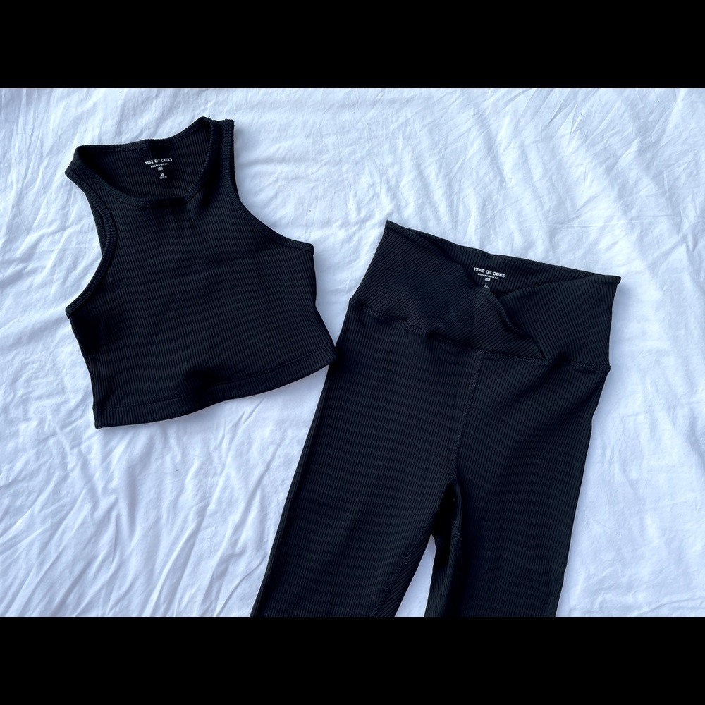 Year of Ours Set Ribbed Veronica Legging and Claudia Bra